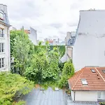 Peaceful Flat In Montorgueil