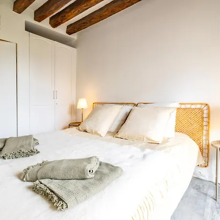 Apartment Peaceful Flat In Montorgueil *